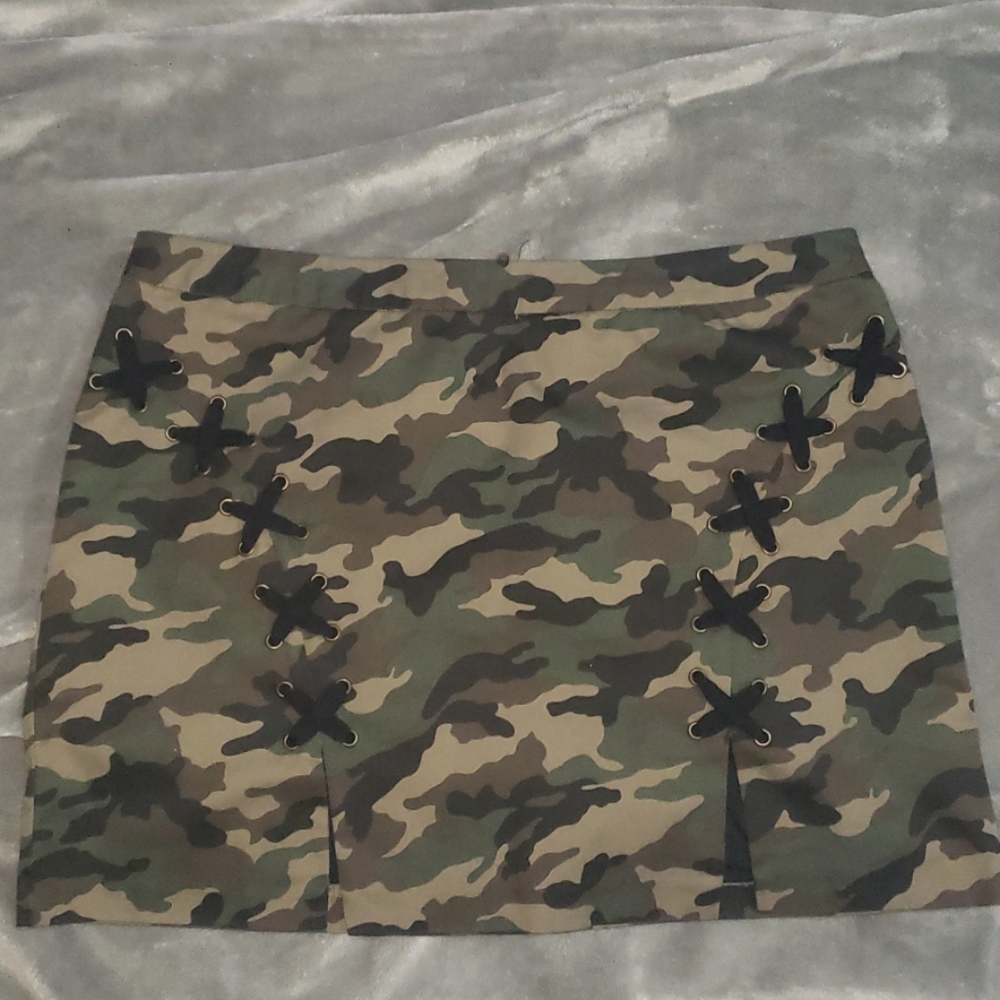 Forever21 Camo Mini Skirt